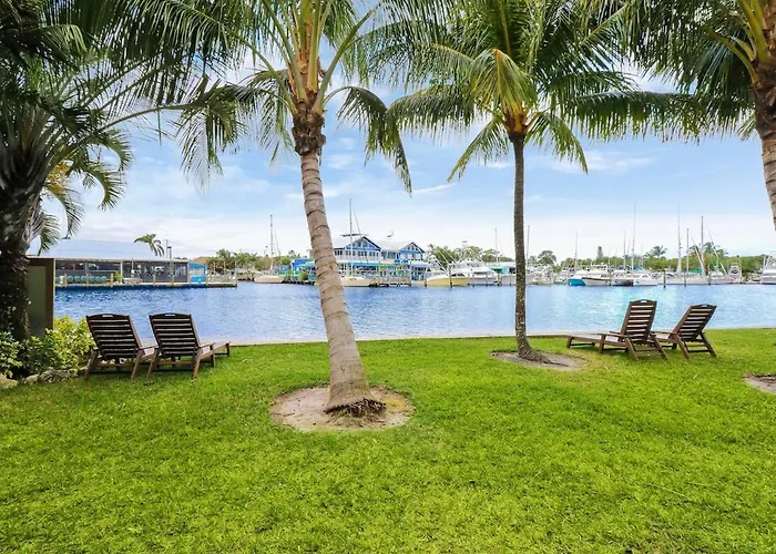 Sailfish Suites 1 - Waterfront & Pet Friendly